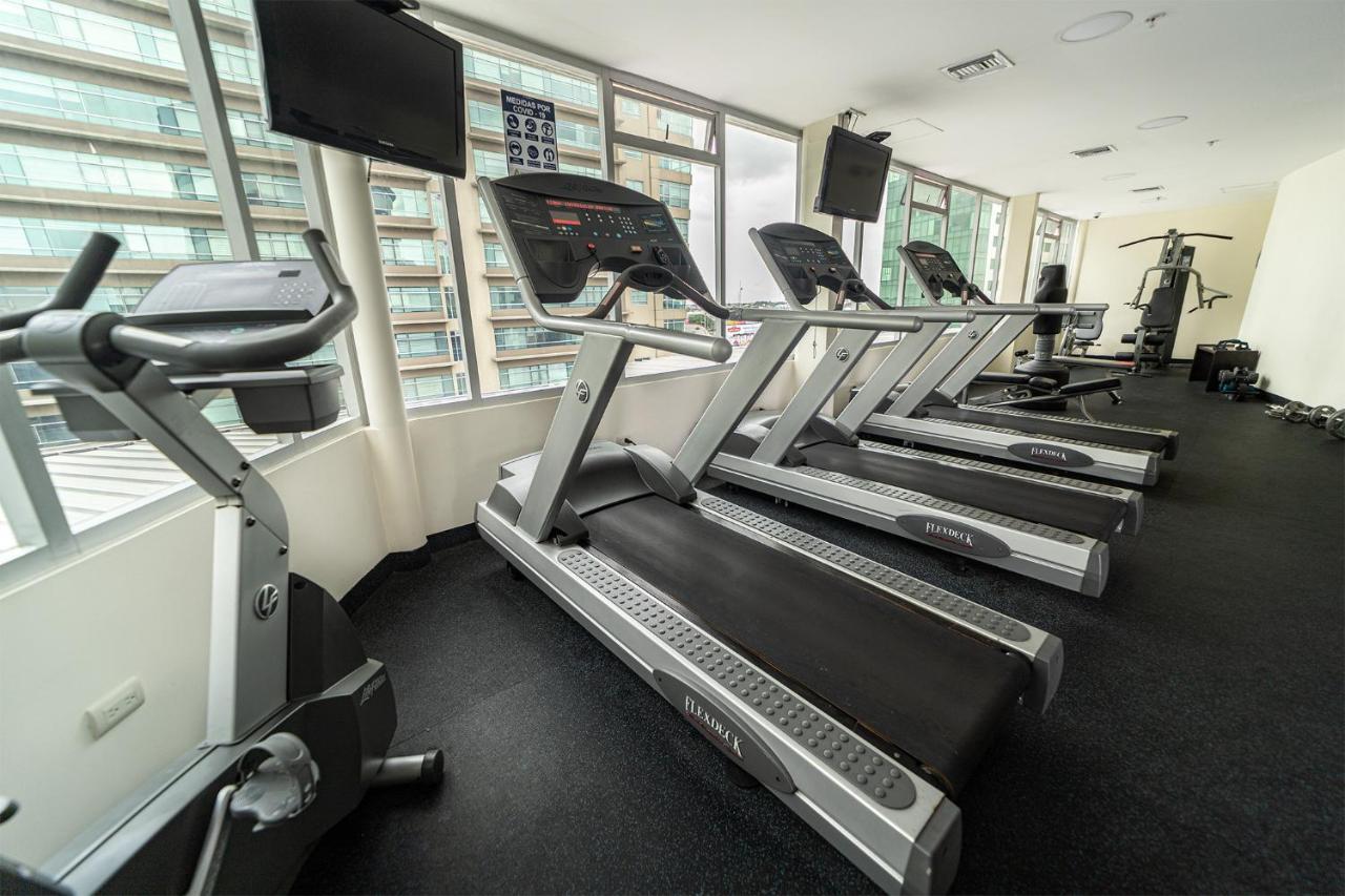 Sonesta Hotel Guayaquil Exterior foto A treadmill
